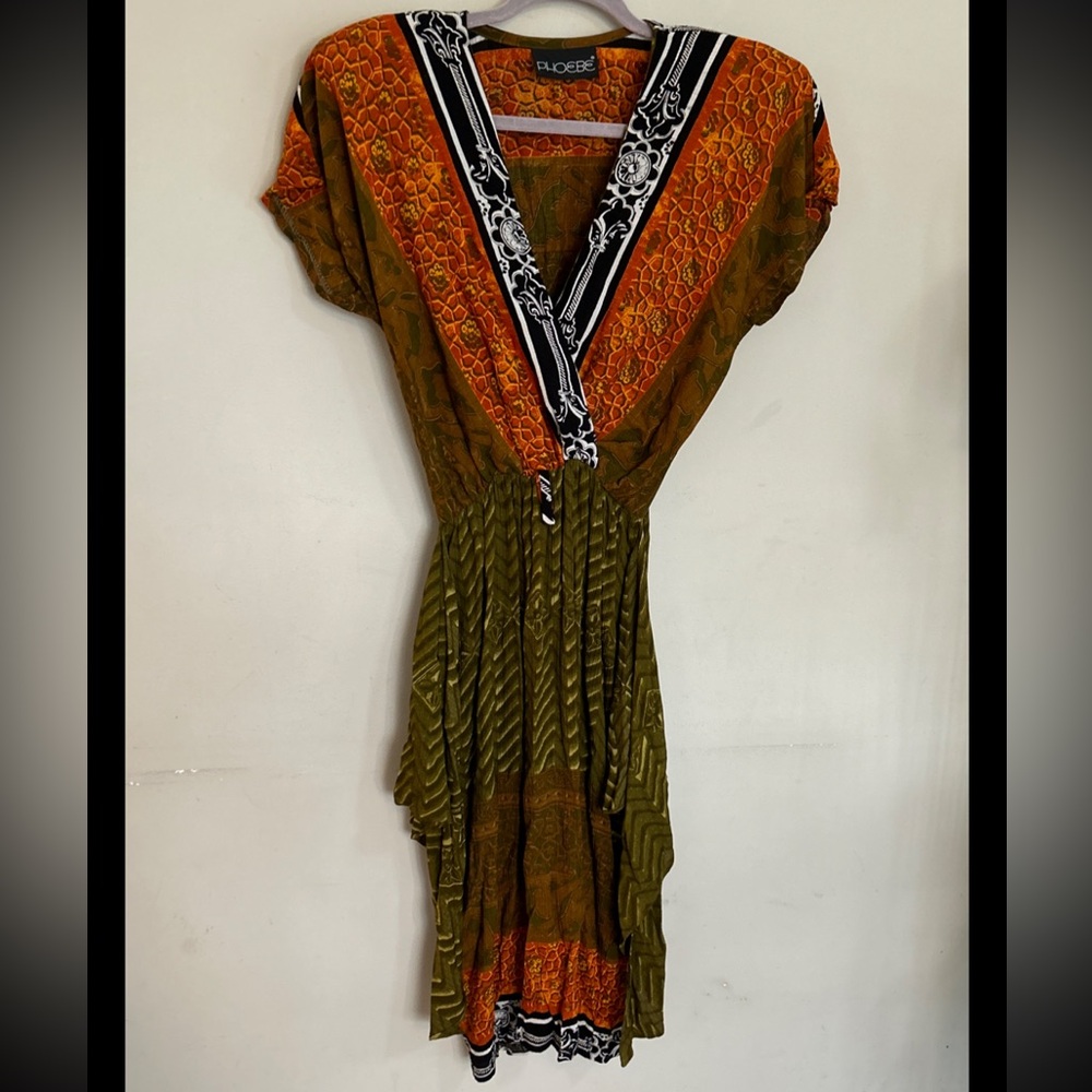 Vintage PHOEBE Women’s M/L Boho Hippie Dress Shoulder Pads